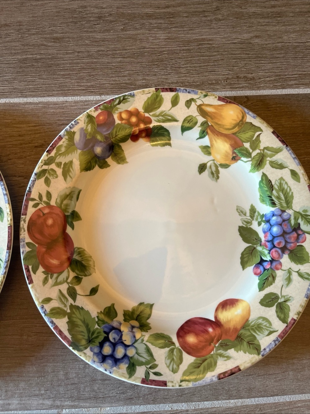 Sakura “Sonoma” Set of 2 Dinner Plates excell fruit pattern - Picture 3 of 5